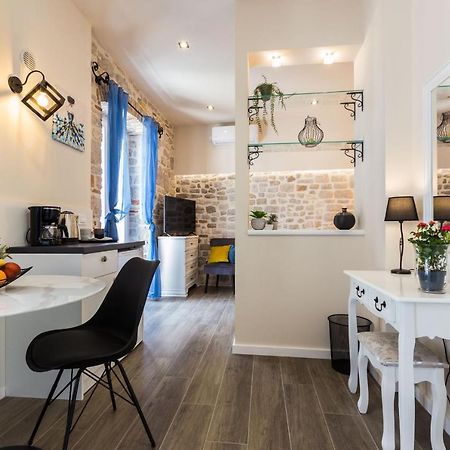 Angie Central Rooms Zadar Eksteriør billede
